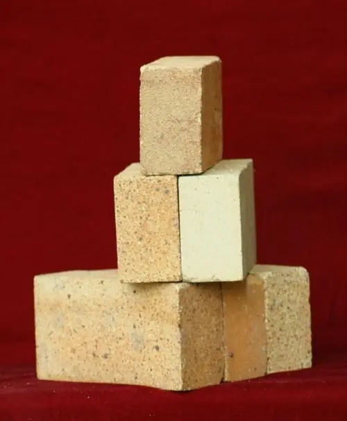 新疆耐火砖不同季节施工的注意问题