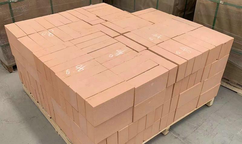 新疆耐火浇注料的作用是什么?